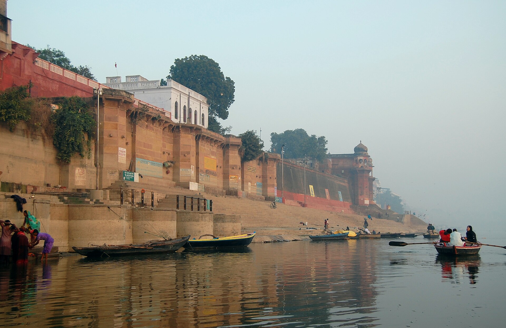 The ghats of Varanasi, slowly